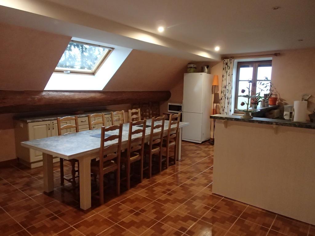 Bed and Breakfast Le P'Tit Bonheur Chilly-sur-Salins Exteriér fotografie